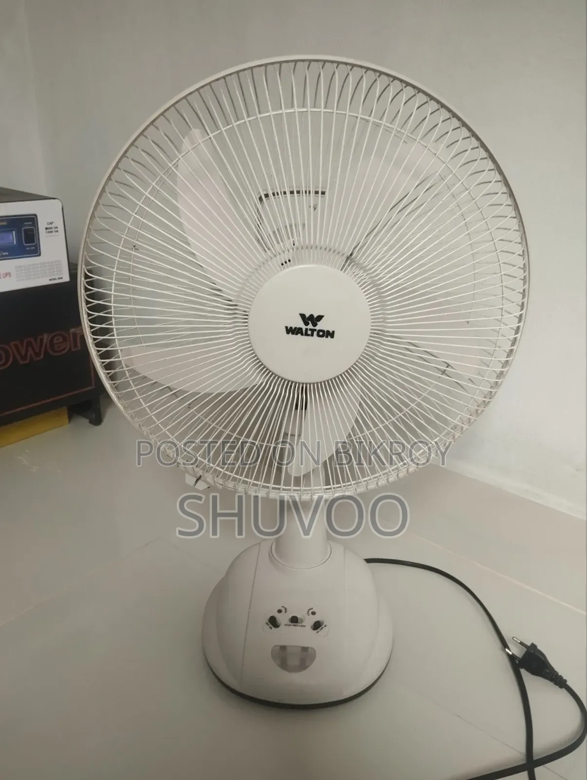 Walton Rechargeable Table Fan 14"