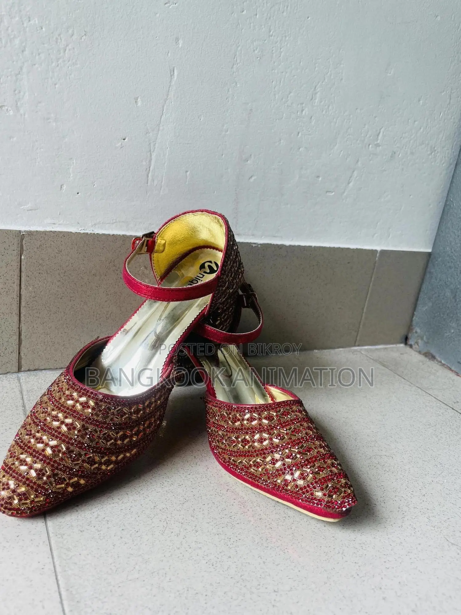 Punjabi Jutti-Style Sandal