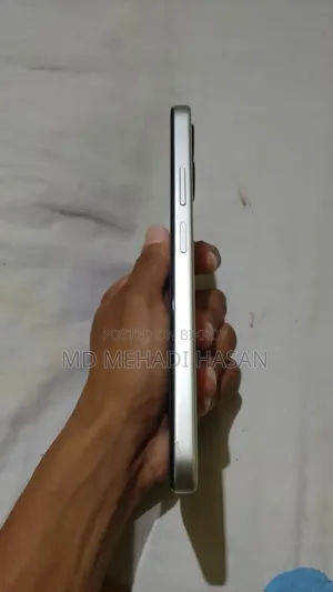 New Oppo A6c 128 GB White