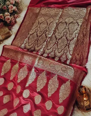 Real Indian Pure Handloom Banarasi Katan in a Rich Maroon/Red Shade.