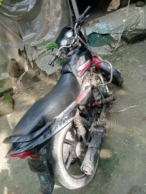 Bajaj Platina 100 2015 Red