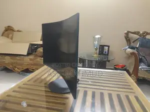 Samsung Curve Monitor 27"