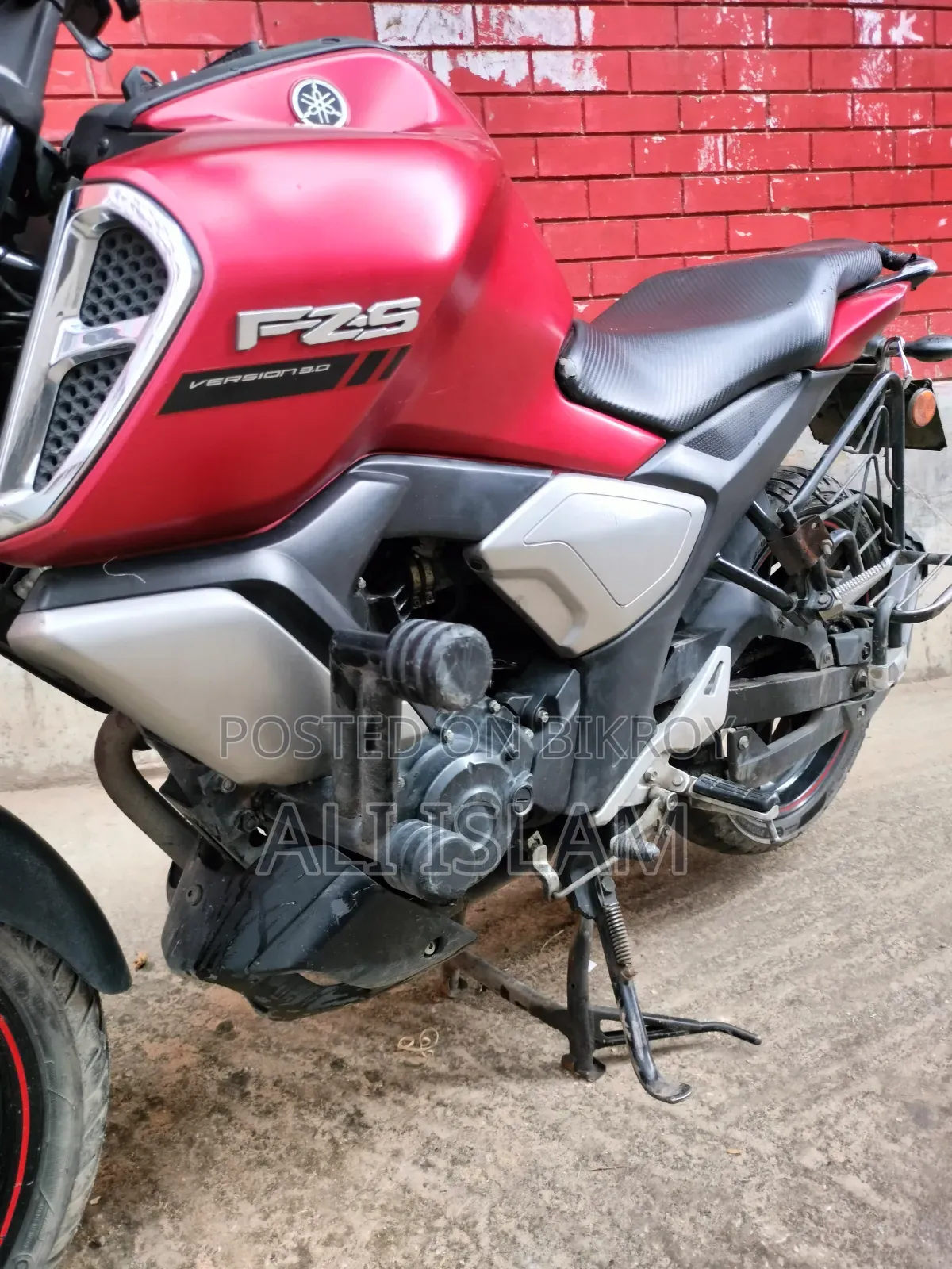 Yamaha FZS V3 2022 Red