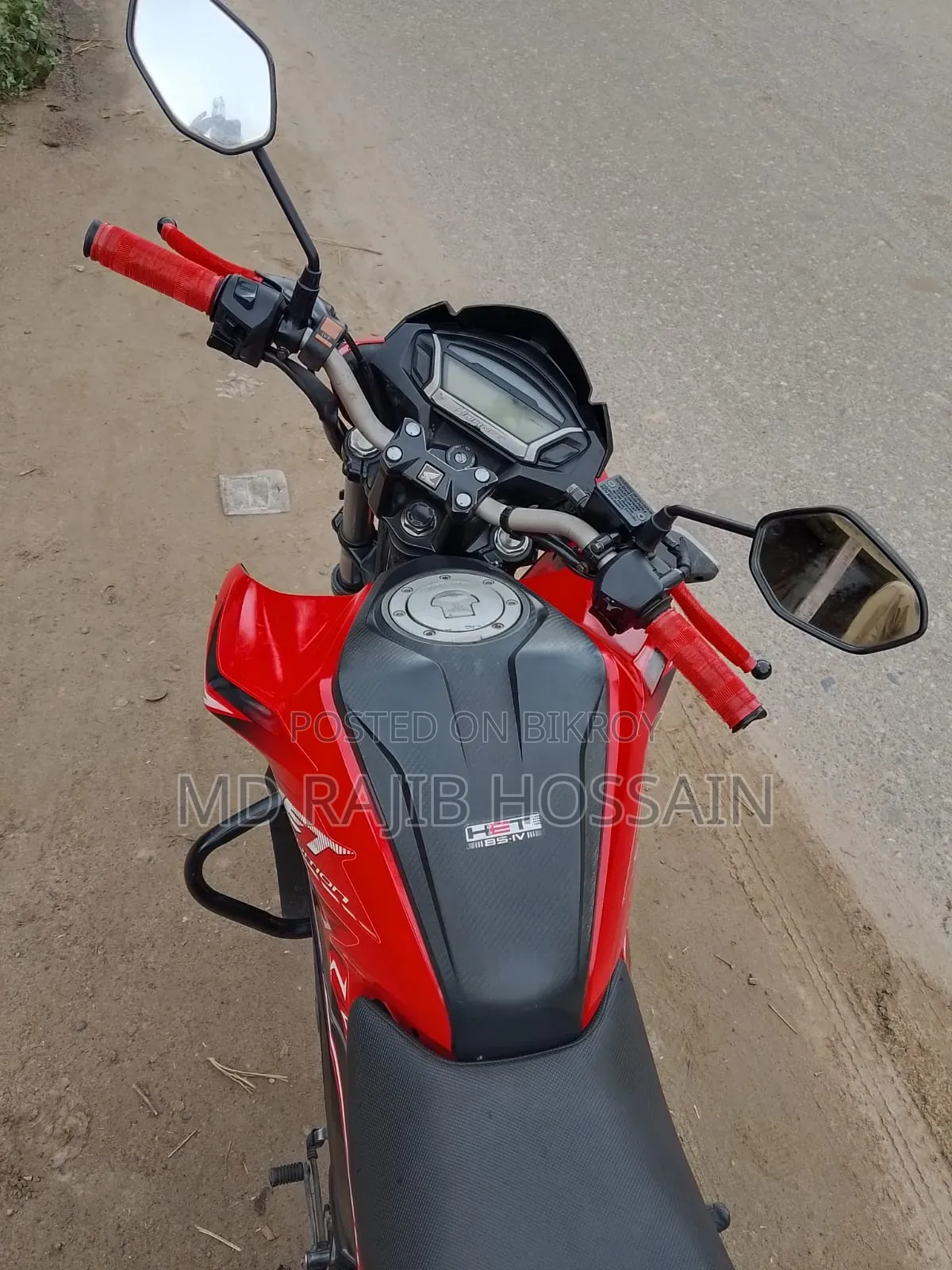 Honda Hornet 2022 Red