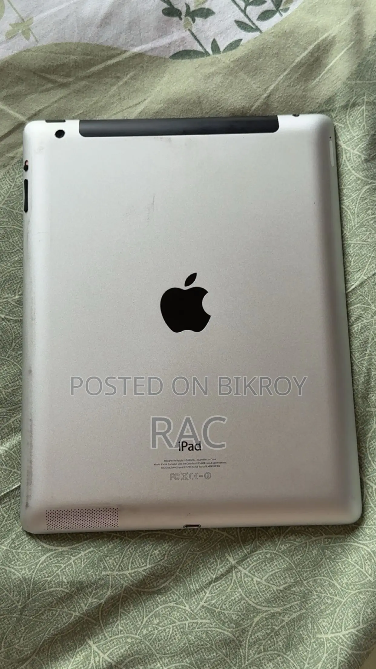 Apple iPad 4 Wi-Fi + Cellular 16 GB Silver
