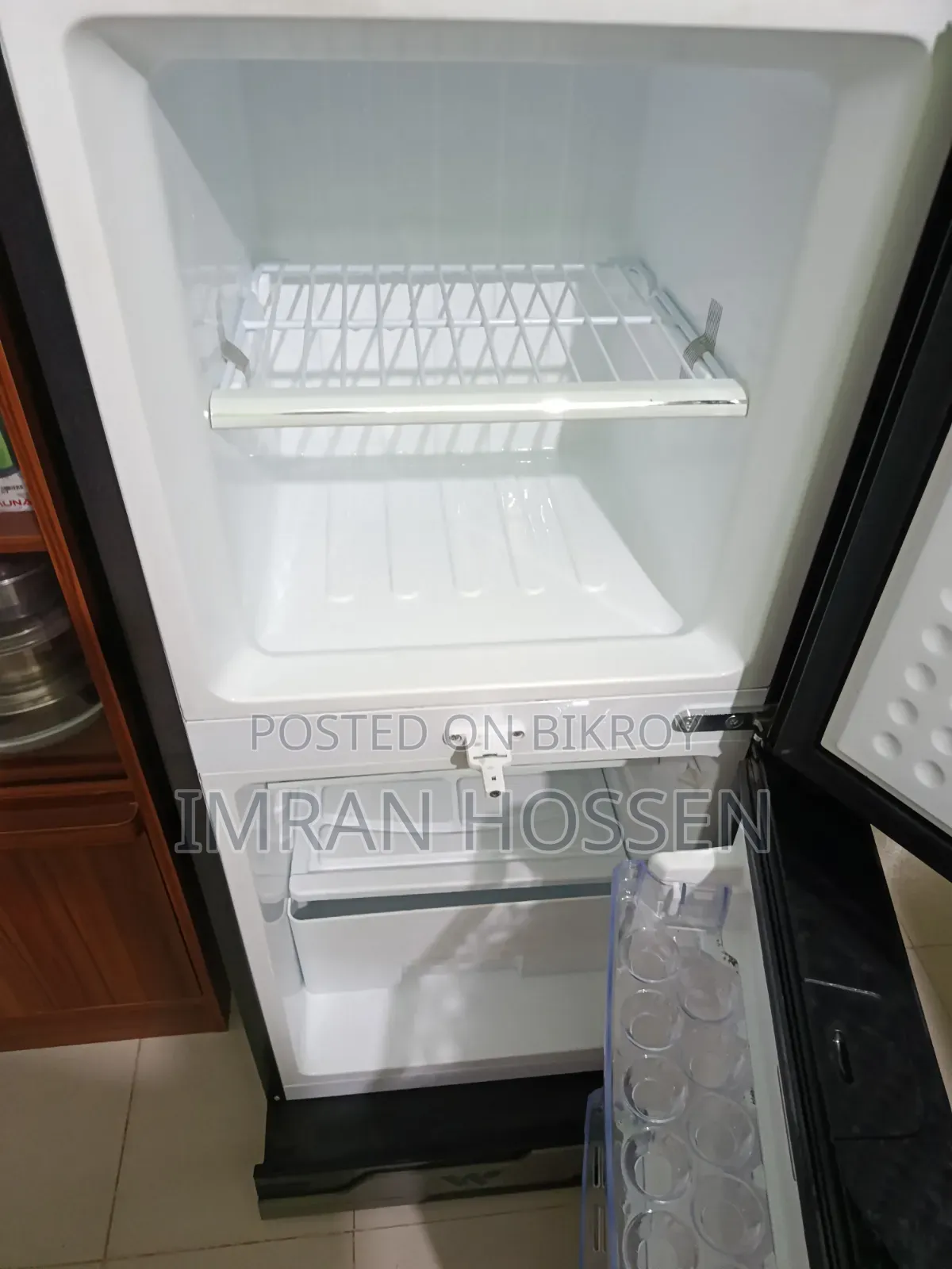 Refrigerator / Freeze