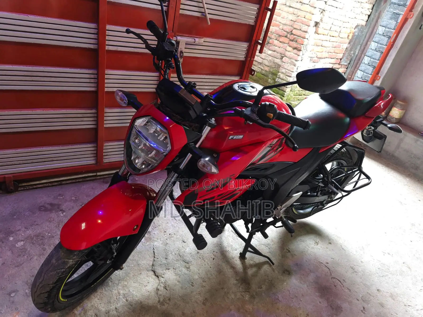 Suzuki Gixxer 2023 Red