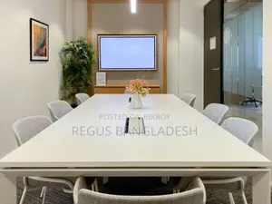Serviced Furnished Office Space in Regus, the Glass House