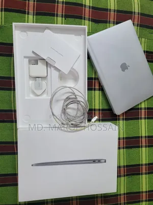 Laptop Apple MacBook Air 2020 8GB Intel SSD 256GB