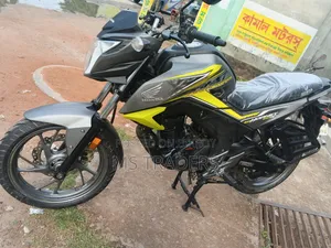 Honda Hornet 2020 Silver