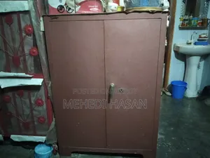 মজবুত ও টেকসই ছোট স্টিলের আলমারি / কেবিনেট বিক্রি হবে
