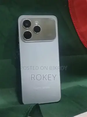 Tecno Spark 40 128 GB Silver