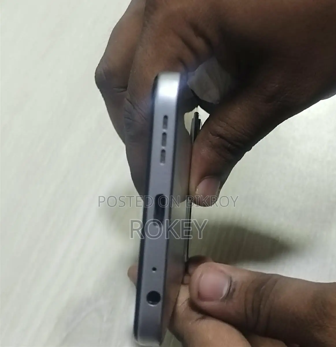 Tecno Spark 40 128 GB Silver