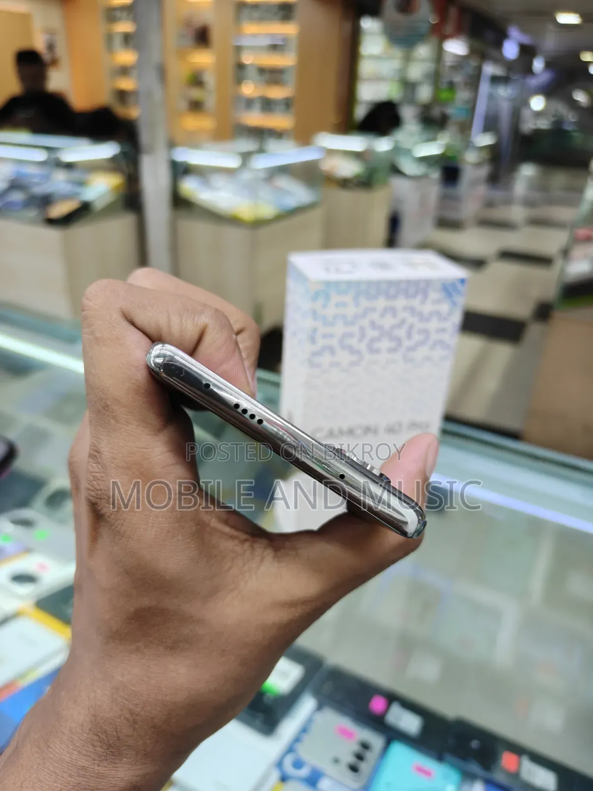 Tecno Camon 40 Pro 4G 256 GB Silver