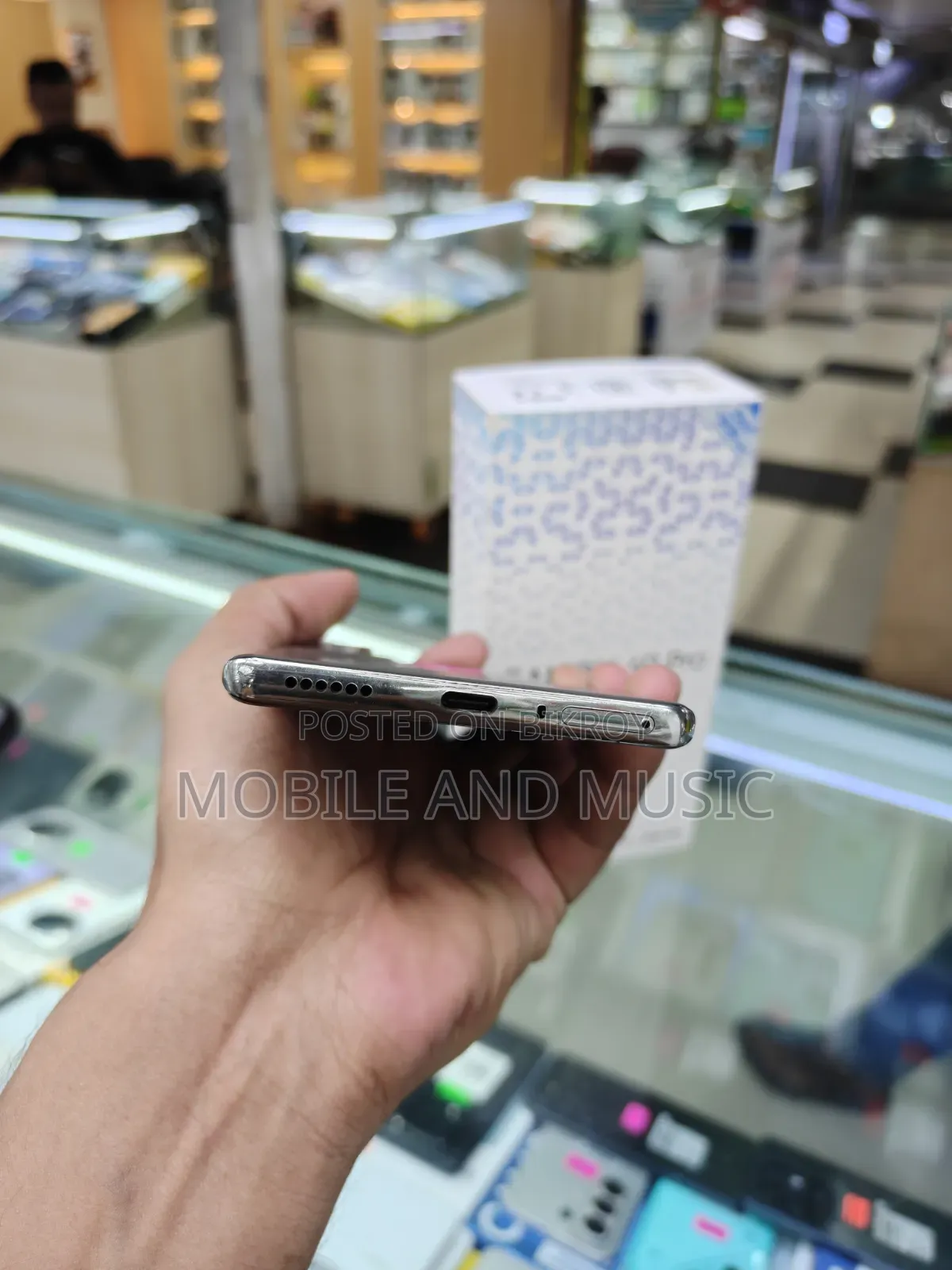 Tecno Camon 40 Pro 4G 256 GB Silver