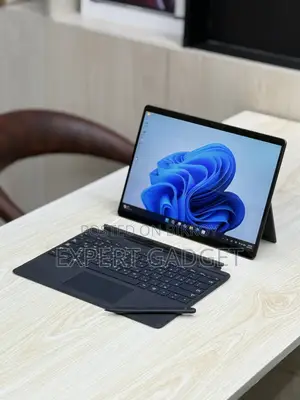 Laptop Microsoft Surface Pro 9 16GB Intel Core i7 SSD 512GB