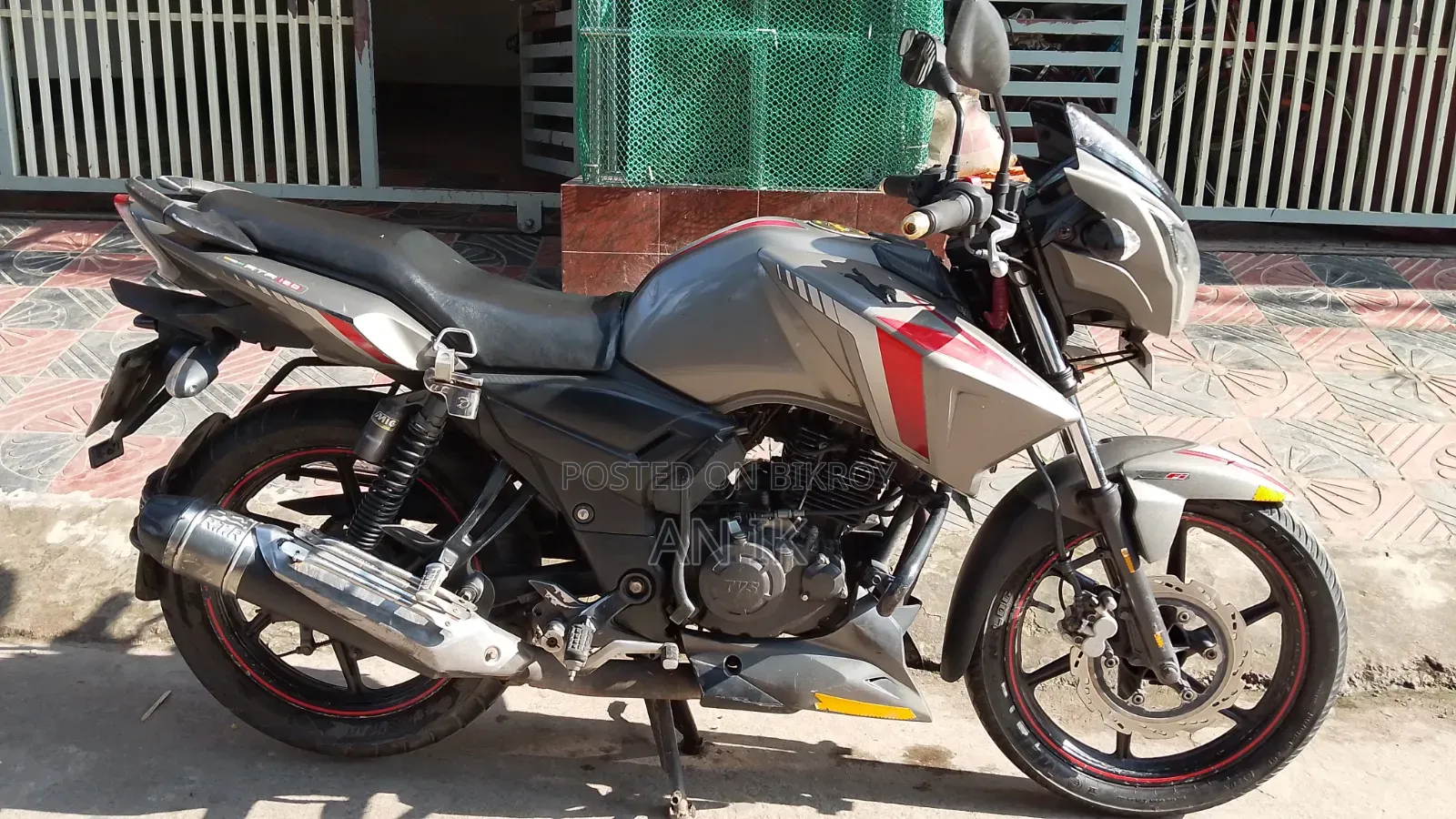 TVS Apache RTR 160 2V 2014 Gray