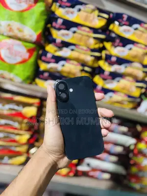 New Apple iPhone 16 128 GB Black