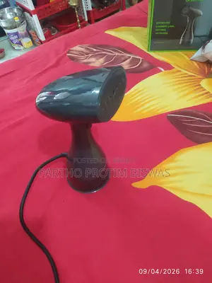 I Want to Sell a Oraimo Garments Steamer.