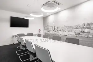 Serviced Furnished Office Space in Regus, the Glass House