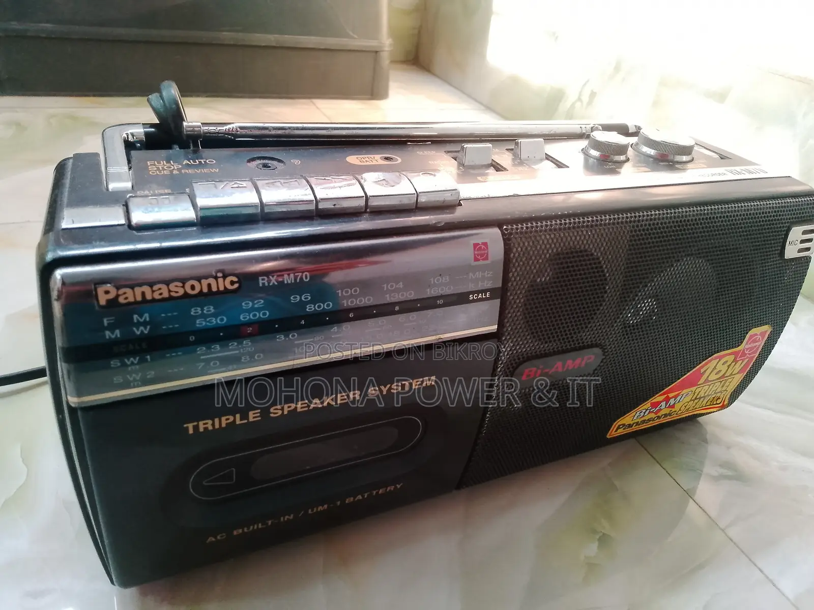 4 Band Radio With FM