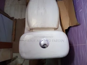 Brand New High Commode With Zet Flash Technology