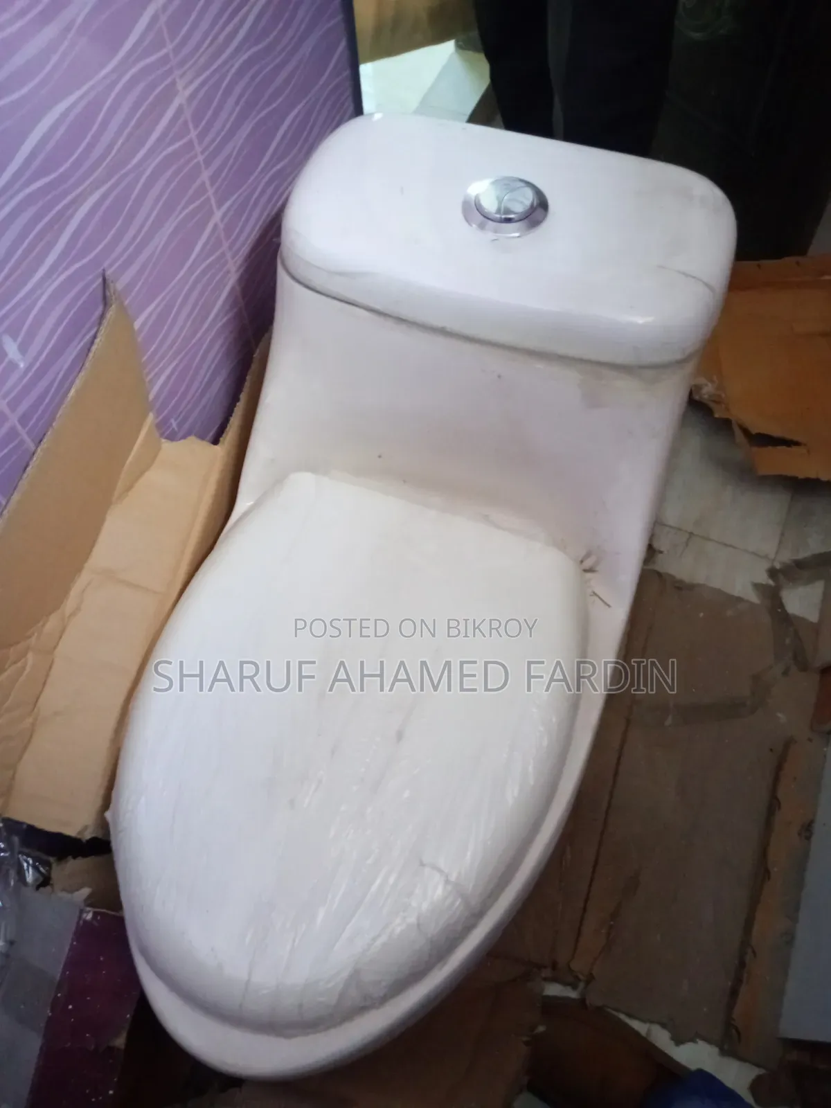 Brand New High Commode With Zet Flash Technology