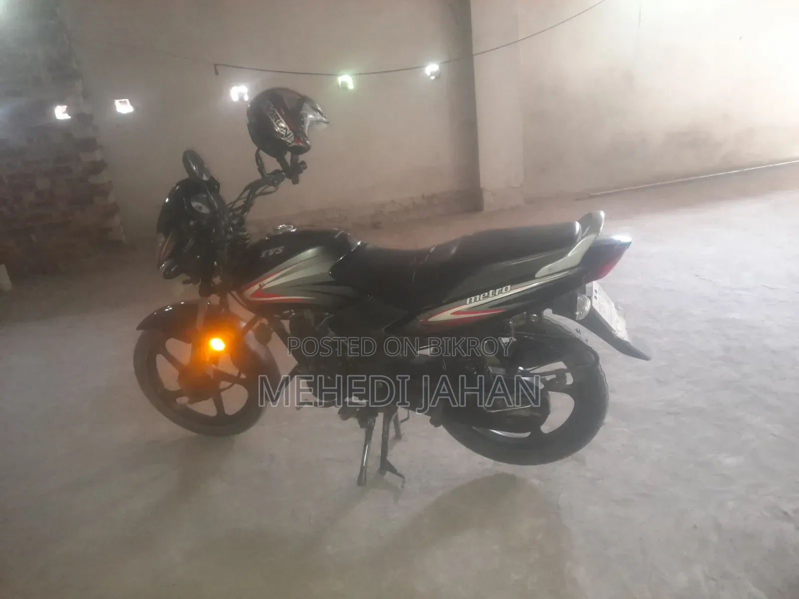 TVS Metro 2022 Black