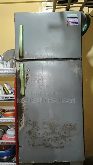 ভালো মানের অরিজিনাল পুরাতন বড় Singer Fridge.