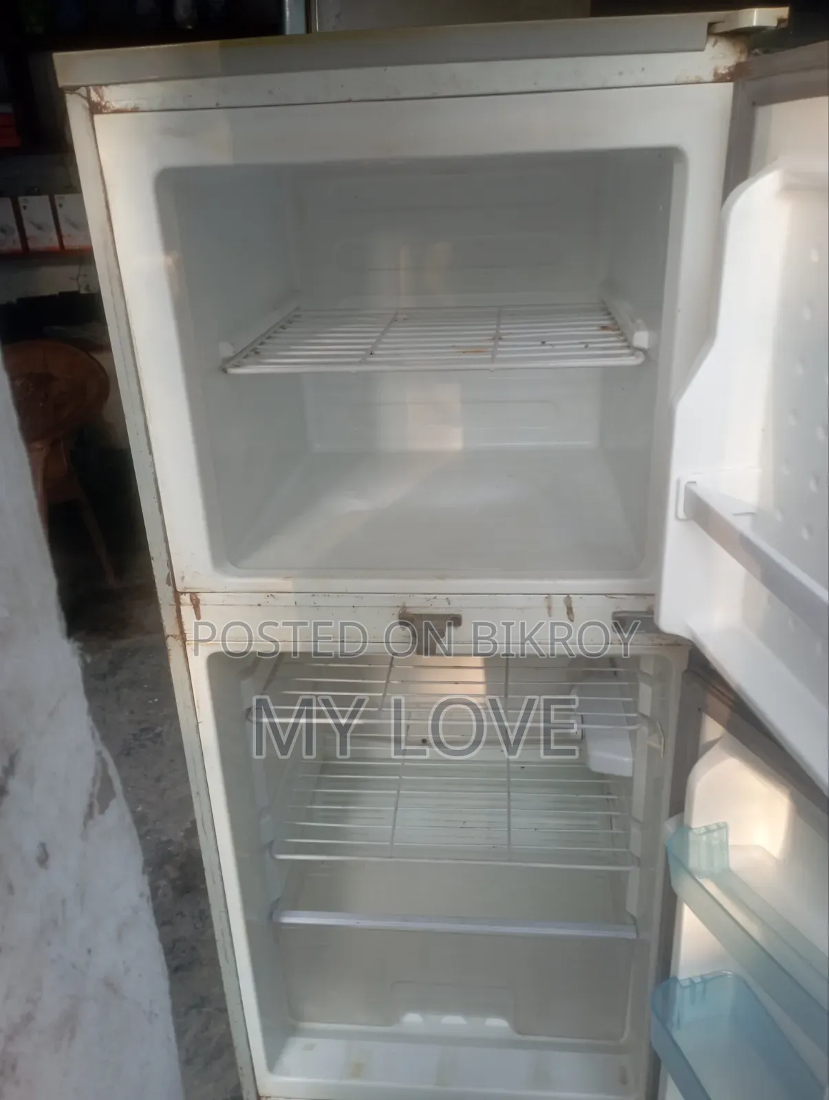 Refrigerator