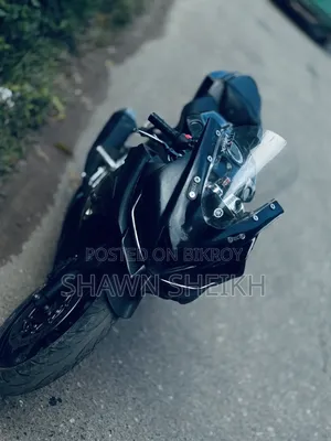 নতুন ইয়ামাহা আর১৫ ভি৩ ২০২২ কালো