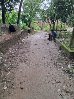 ২.৫ কাঠা জমি বিক্রয় করা হবে