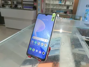 New Realme V30 128 GB