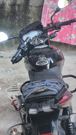 New Bajaj Pulsar 150 2021 Red