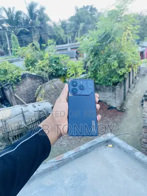 Tecno Pova 6 Pro 5G 256 GB Purple