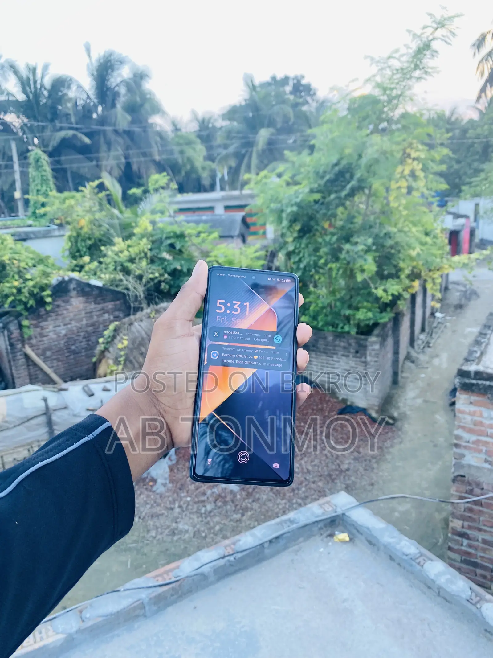 Tecno Pova 6 Pro 5G 256 GB Purple