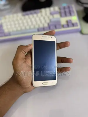 Samsung Galaxy J2 8 GB Rose Gold