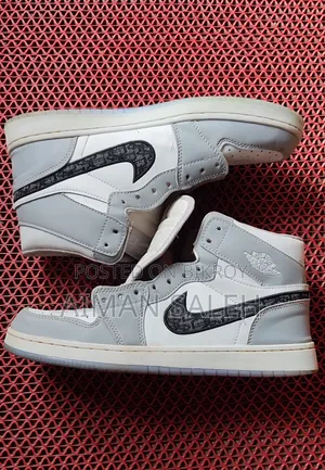 Nike Sneakers