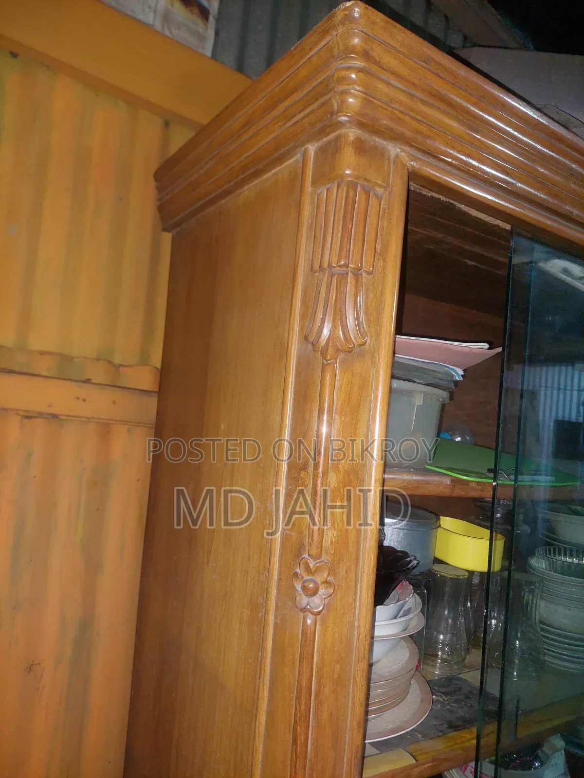 সেগুন কাঠের সুকেচ