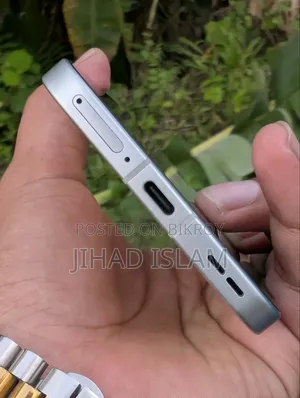 নতুন ওপ্পো রেনো১৪ প্রো ৫জি ৫১২ জিবি সাদা