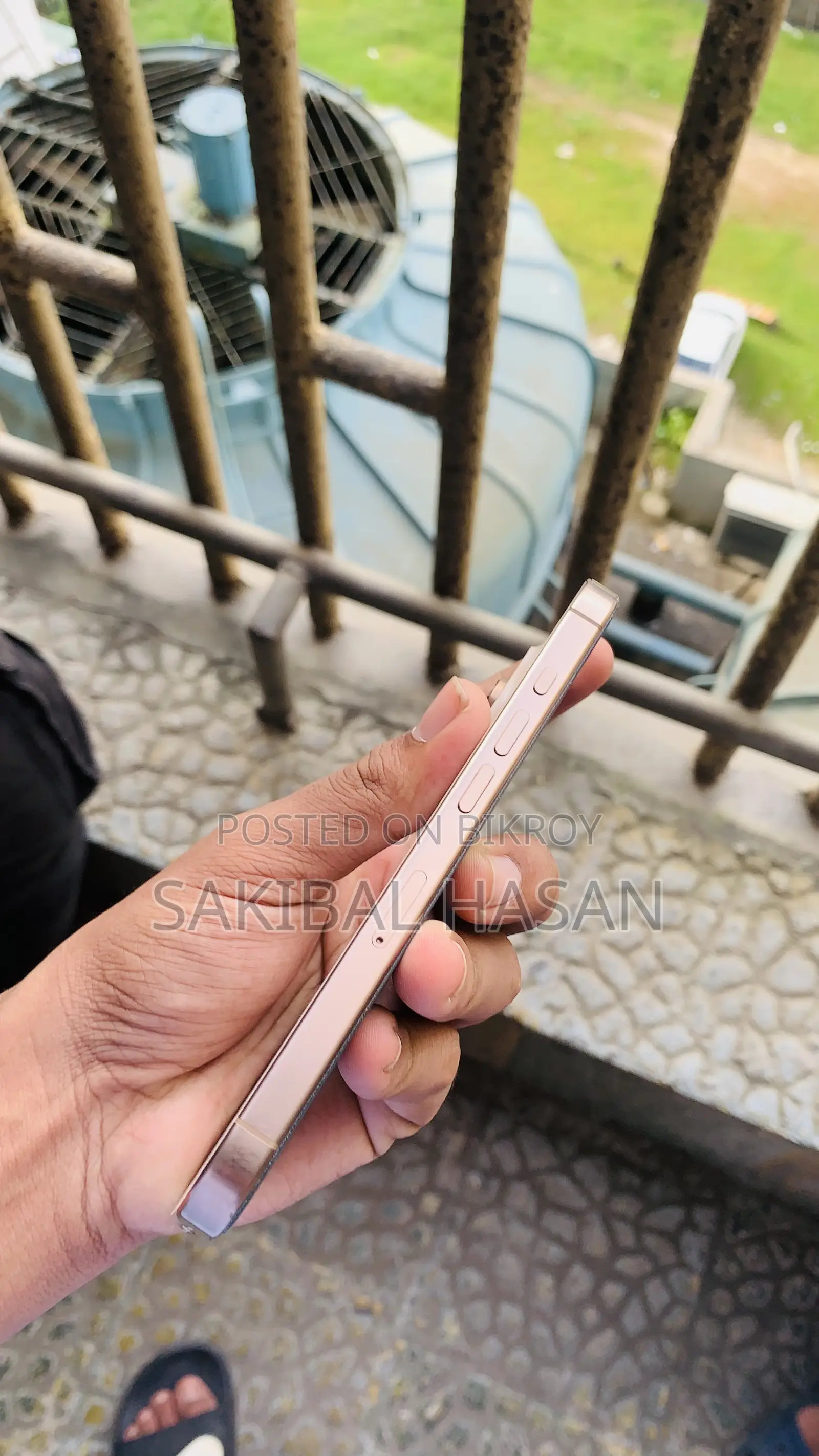 Apple iPhone 16 Pro 128 GB Rose Gold