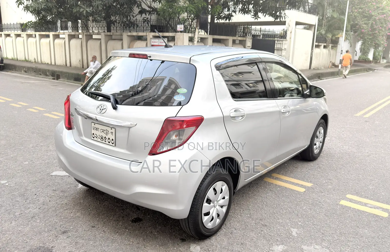 Toyota Vitz 1.3 AWD 5dr 2012 Silver