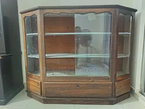 Shawcase/শোকেজ (শিলকড়ই কাঠের)