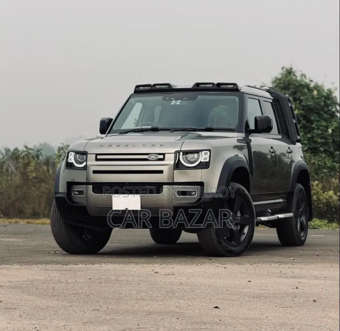 Land Rover Defender X-Dynamic SE 2023 Brown