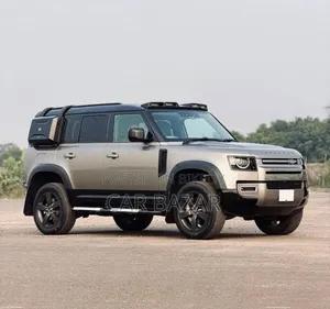 Land Rover Defender X-Dynamic SE 2023 Brown