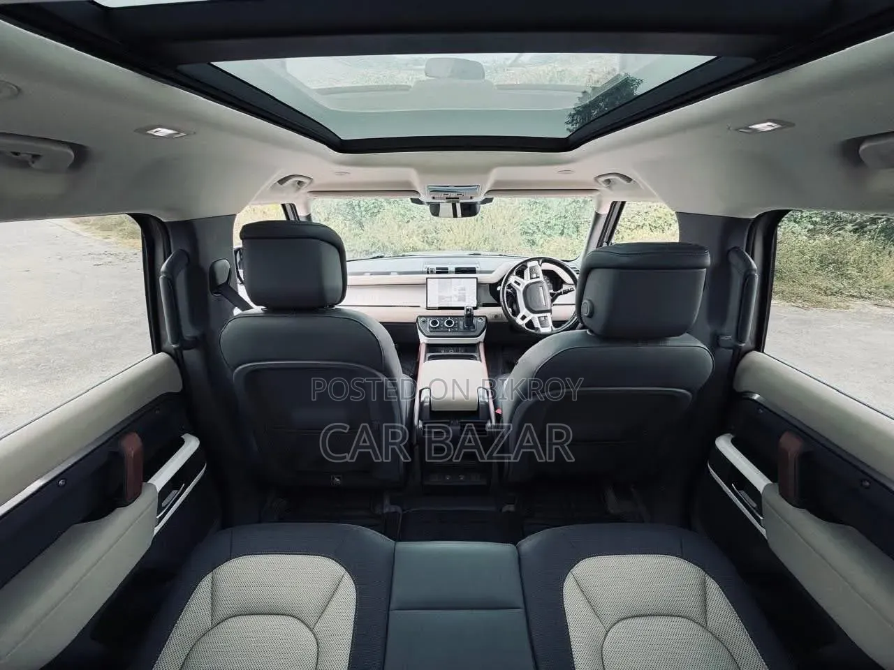 Land Rover Defender X-Dynamic SE 2023 Brown