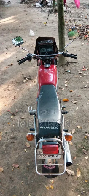 Honda 1985 Red