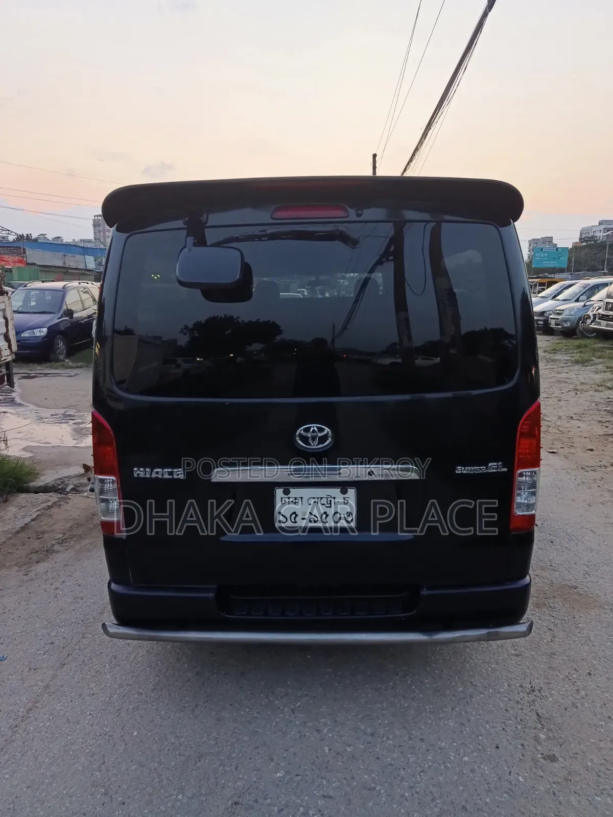Toyota Hilux 2012 Black