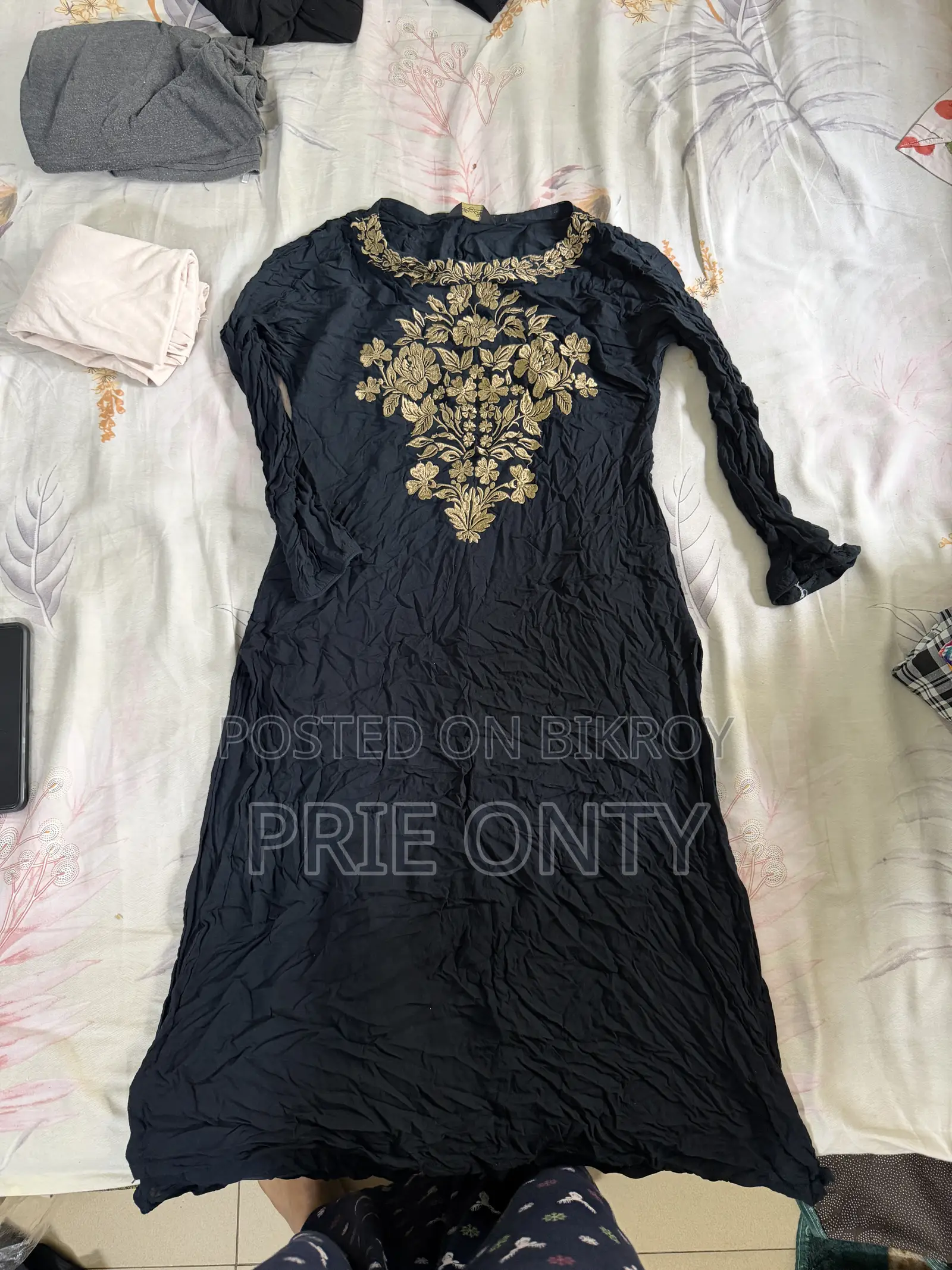 Dress Sell