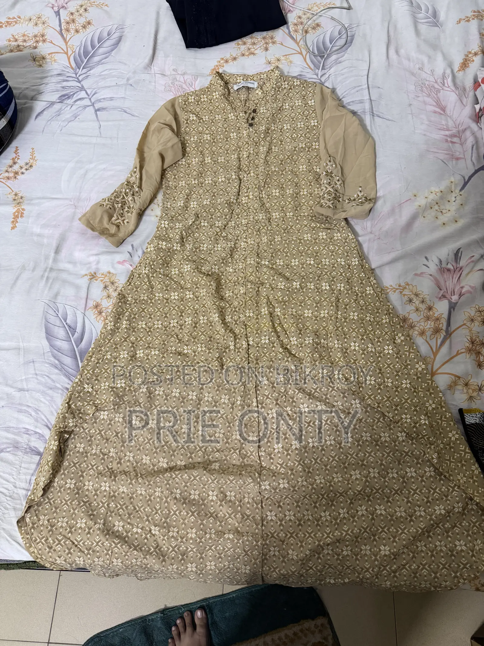 Dress Sell